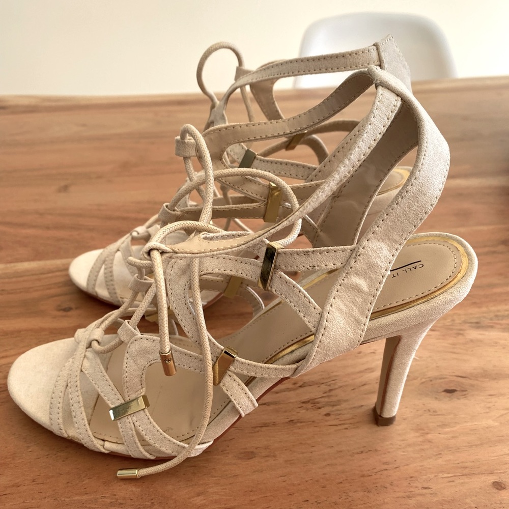 High heels size 9